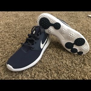 Nike Roché golf shoes
